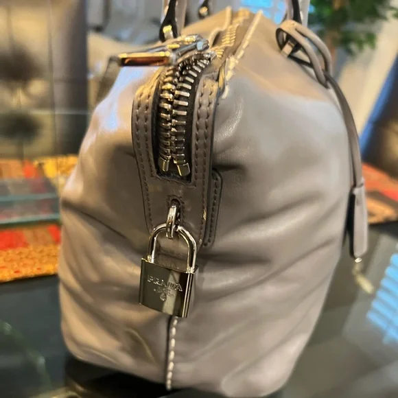 Prada City Calf Small Hand Stitched ZipTote - Picture 4 of 8